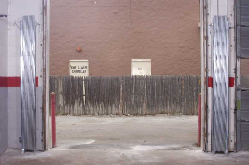 6-8 Foot Wide Pair Fixed Gate Accordion Gates Epic Crowd Control