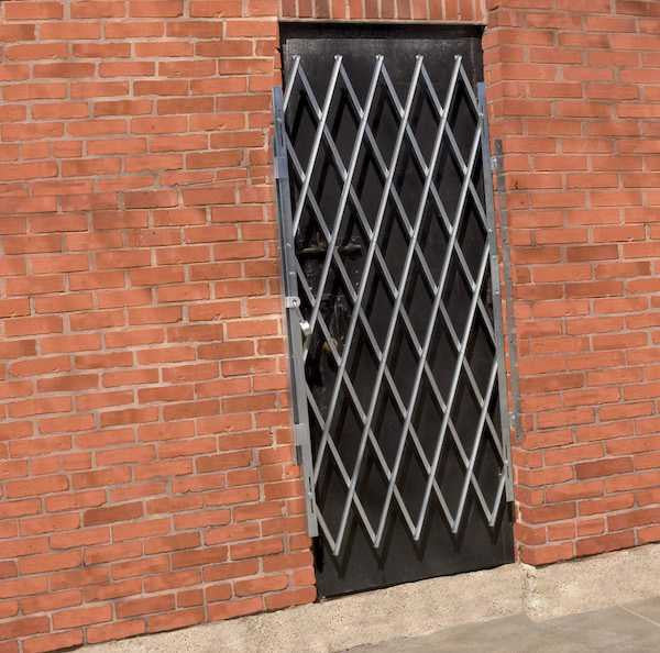 Accordion Door Gate 43" H x 48" W Door Gates Epic Crowd Control